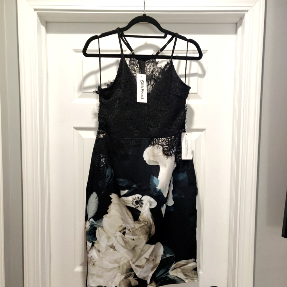 Lace midi Dress
